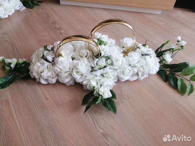 Свадебные украшения на машину напрокат