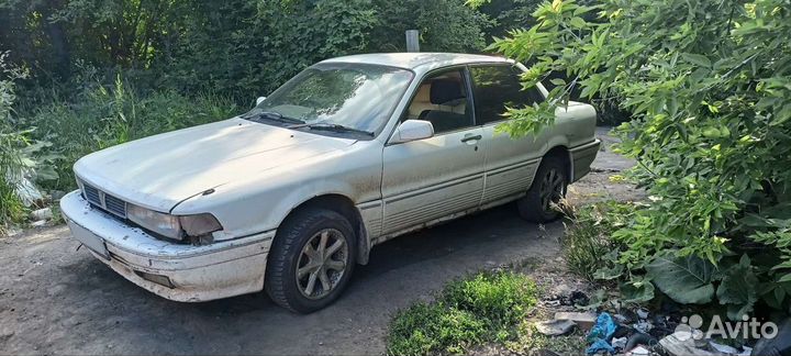 Mitsubishi Galant 1.8 МТ, 1990, битый, 400 000 км