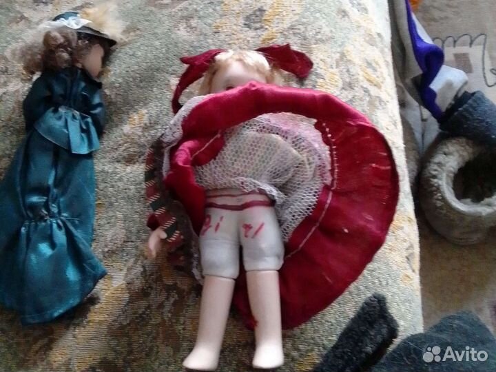 Куклы фарфоровые.2шт