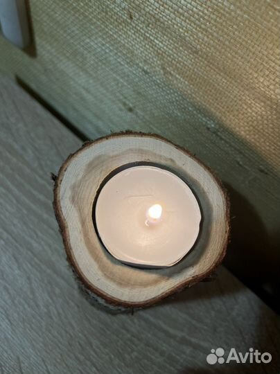 Подсвечник из можжевельника