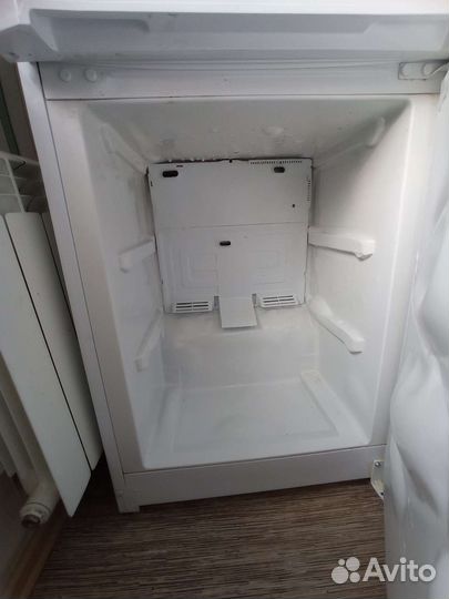Холодильник на запчасти