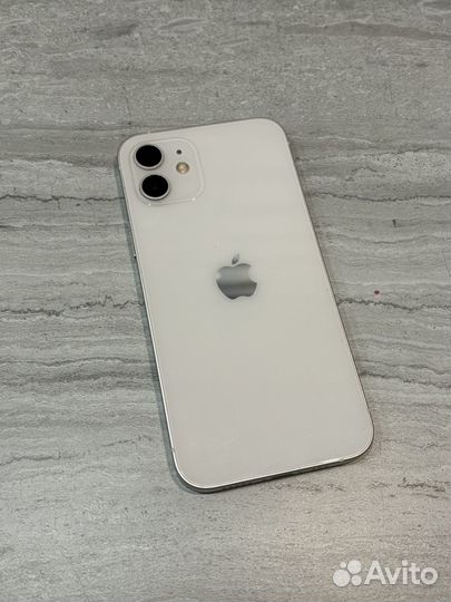 iPhone 12, 64 ГБ