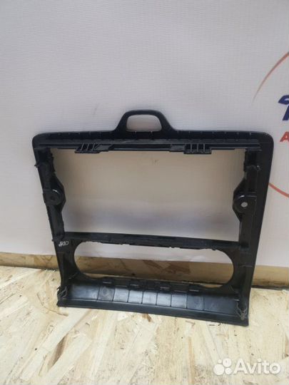 Рамка магнитолы Ford Focus 2 универсал 1.6 hwda