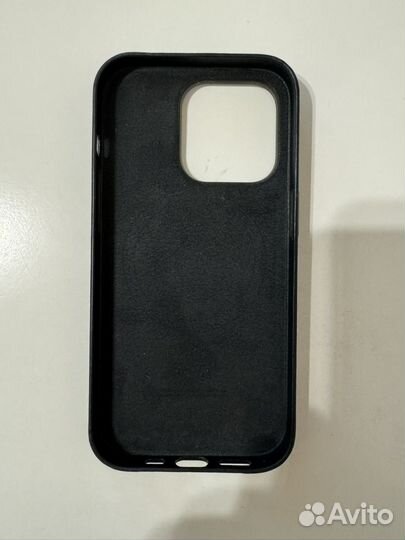 Кожаный чехол на iPhone 14 pro