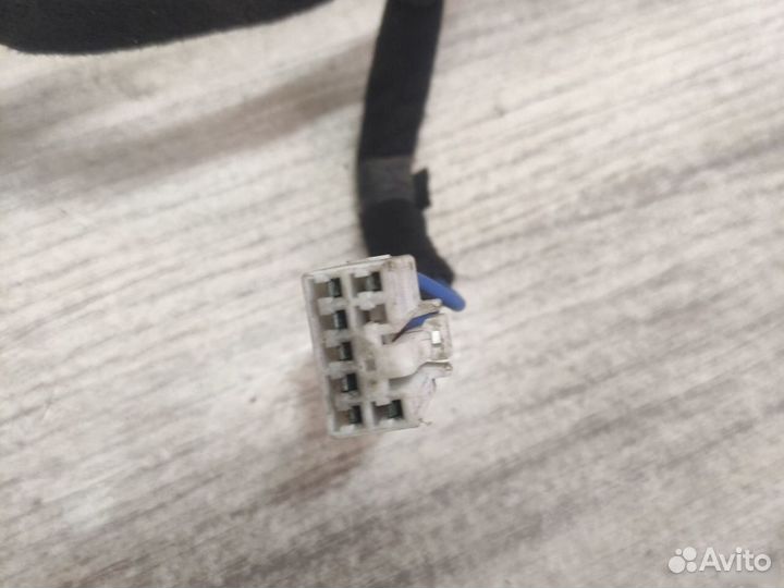 Проводка задней левой двери Hyundai Santa Fe 1