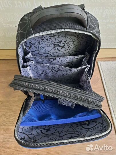 Рюкзак школьный Hummingbird