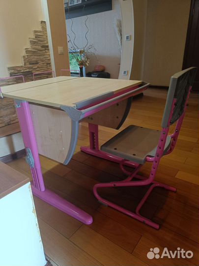 Растущая парта и стул деми