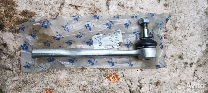 Рулевой наконечник Мерседес 168 новый