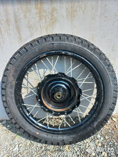 Новое колесо мотоцикла Урал