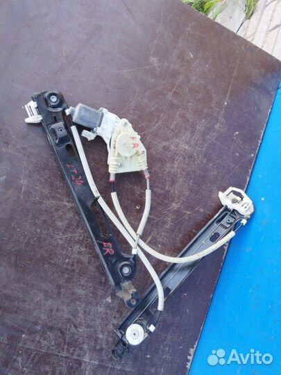 Стеклоподъемник передний правый Dodge Caliber PM