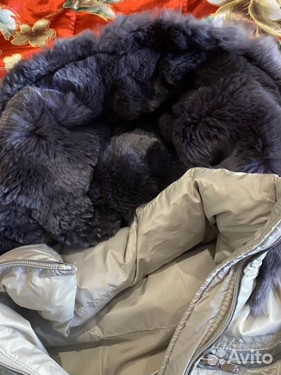 Пуховик на девочку