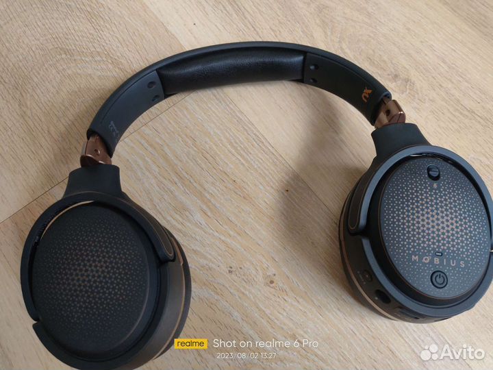 Audeze Mobius
