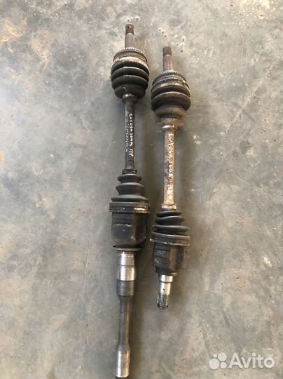 Toyota starlet привод пер/левый АКПП