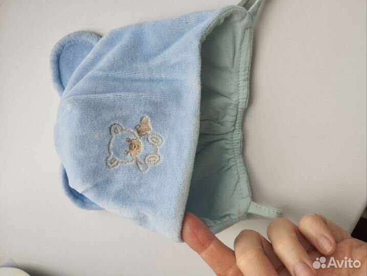 3 шапочки (демисезон) для мальчика