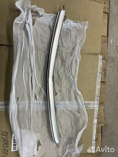 Молдинги geely coolray не рестайлинг