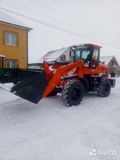 Фронтальный погрузчик