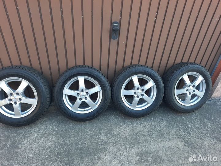 Bridgestone Blizzak WS-70 195/65 R15 91T