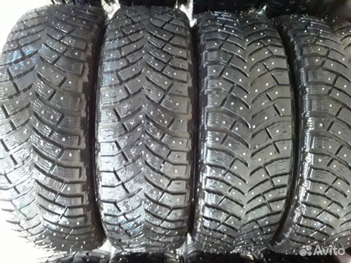 Michelin X-Ice North 4 195/60 R15 92T