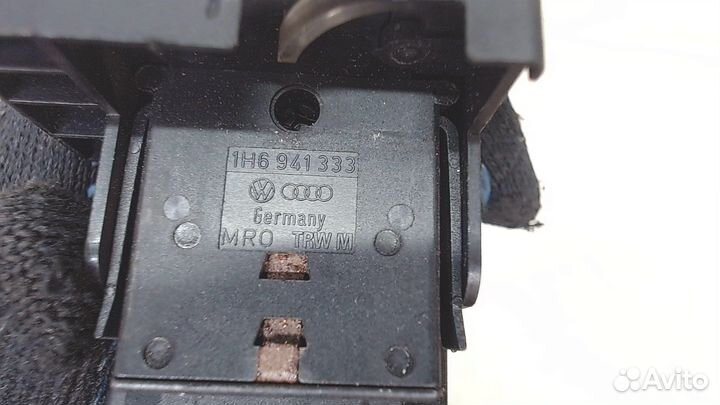 Переключатель света Volkswagen Golf 3, 1992