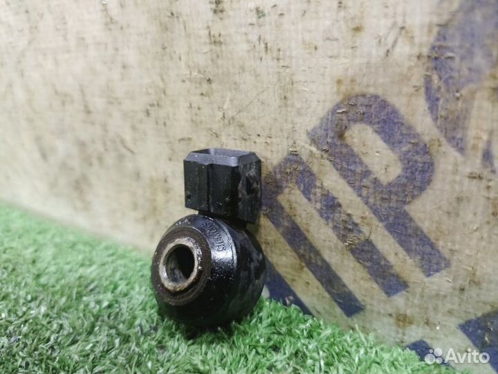 Датчик детонации Nissan Almera Classic седан 1.6