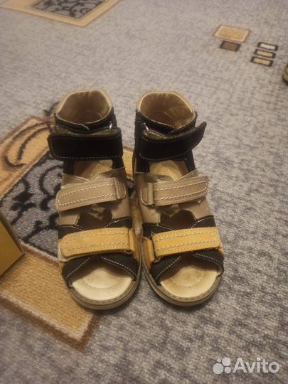 Ортопедические сандали