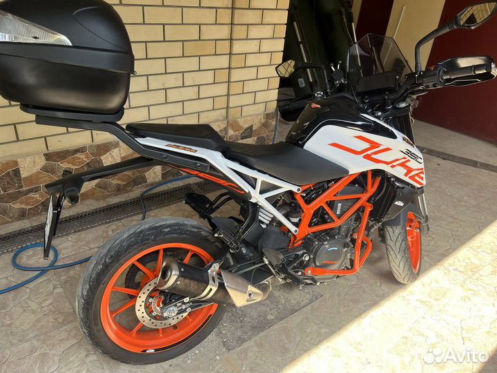 KTM duke 390