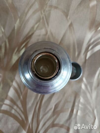 Термос китайский времен СССР и самовар сувенирный