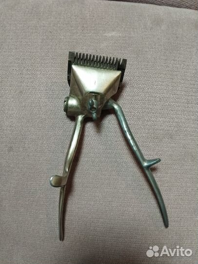 Машинка для стрижки волос ручная