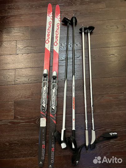 Беговые лыжи детские 130 см и палки 95 см и 105 см