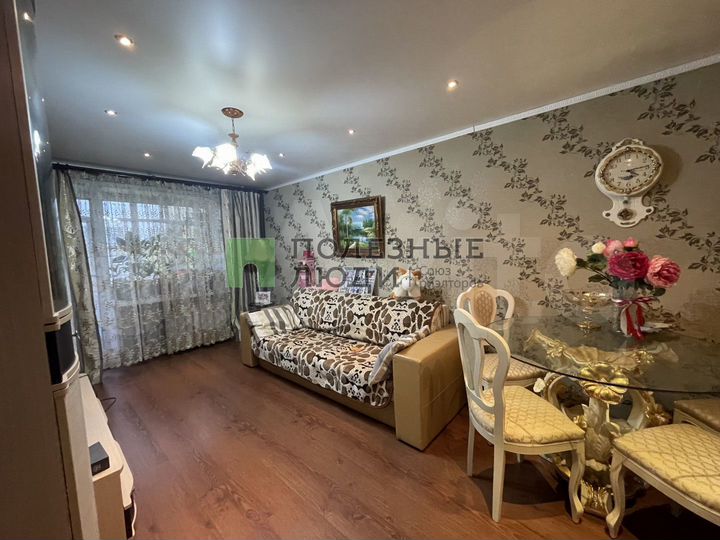 2-к. квартира, 49 м², 3/5 эт.