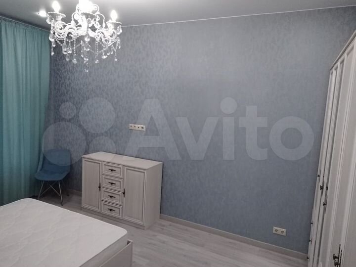 2-к. квартира, 83 м², 4/10 эт.