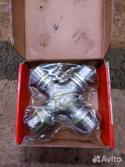 Крестовина карданного вала маз Т150