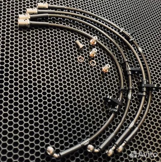 Армированные тормозные шланги Subaru Forester 2013