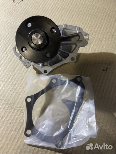 Помпа Toyota RAV4/Noah/Nadia/Ipsum/Avensis