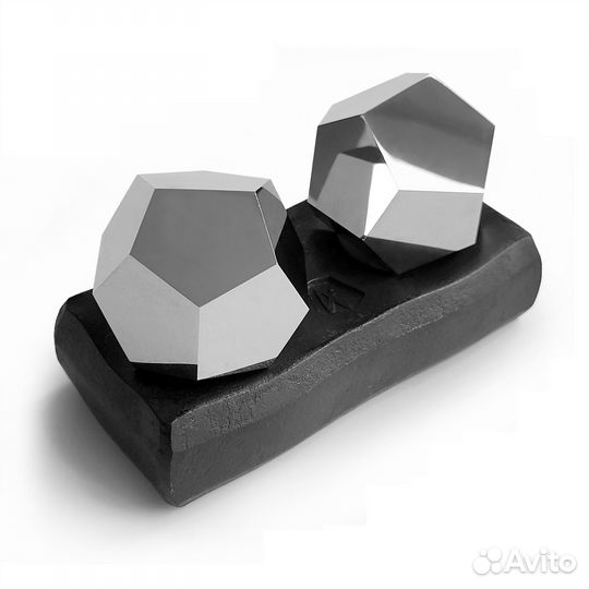 Уникальные кованые шары