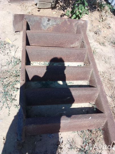 Металлическая лестница