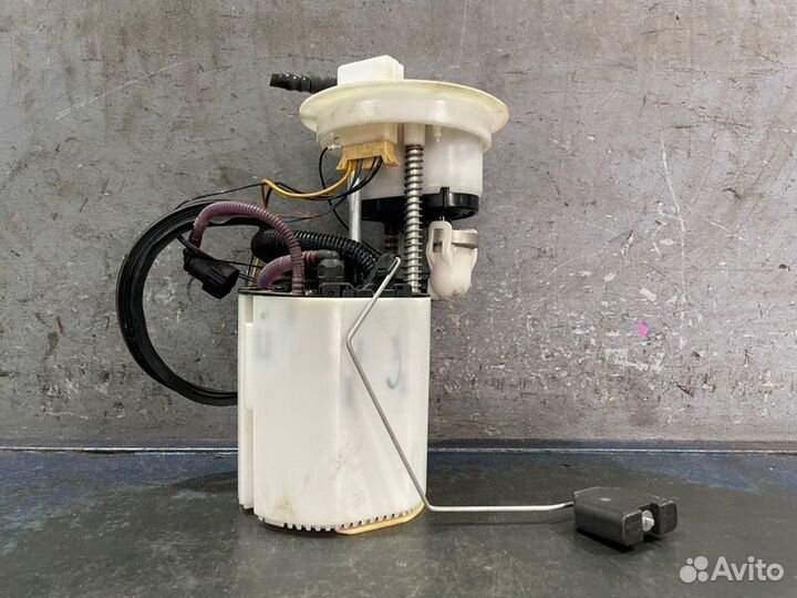 Бензонасос Volkswagen Passat B6