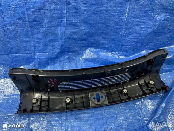 Накладка замка багажника на honda FIT GE6 L13A