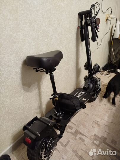 Электросамокат с сиденьем новый