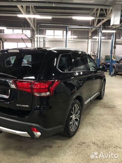Mitsubishi Outlander 2.4 CVT, 2016, 335 000 км