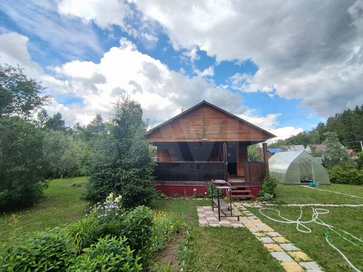 Дом 64 м² на участке 7 сот.