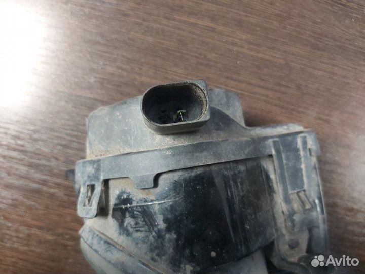 Фара противотуманная передняя левая Audi A3/Q7