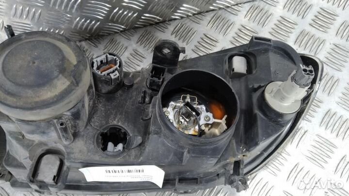 Фара Nissan Primera P11 (1996-2002)