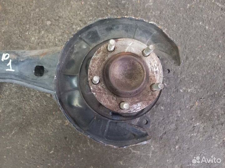 Рычаг продольный задний правый Mitsubishi Lancer