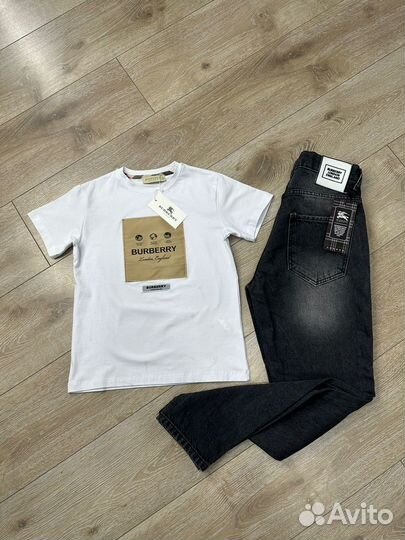 Джинсы burberry для мальчиков