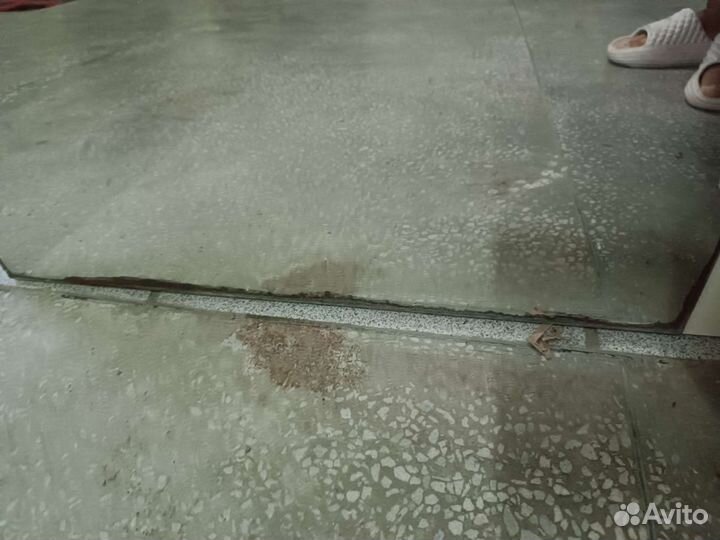 Зеркало-шкаф в ванную