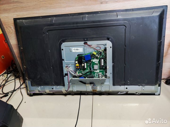 Телевизор Dexp F40B7100K (Разбор)(По запчастям)