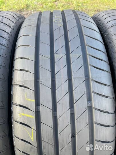 Bridgestone Turanza T005 235/55 R18