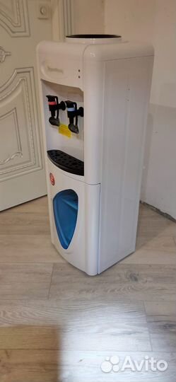 Кулер для воды