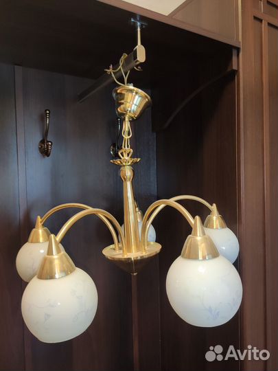 Люстра подвесная потолочная